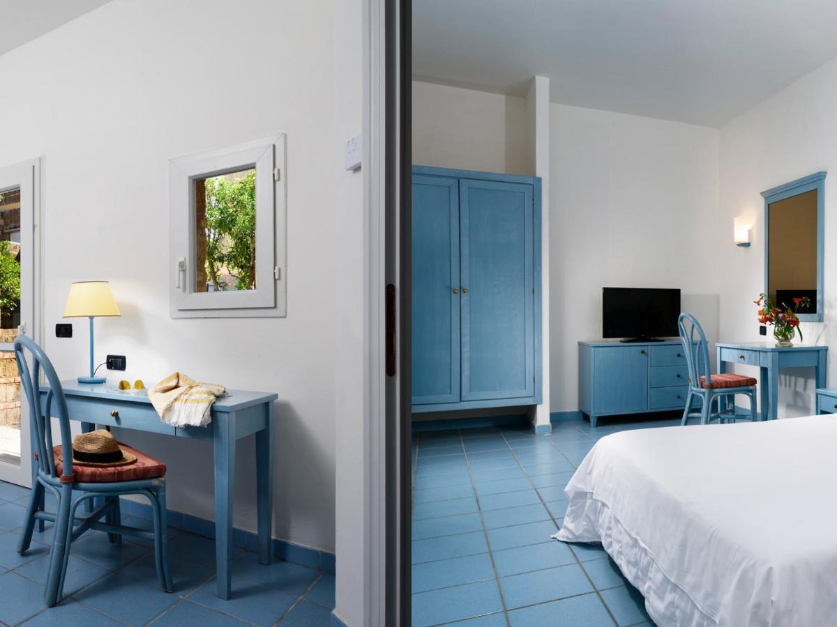 Hotel Th Capo Rizzuto Isola Di Capo Rizzuto Esterno foto