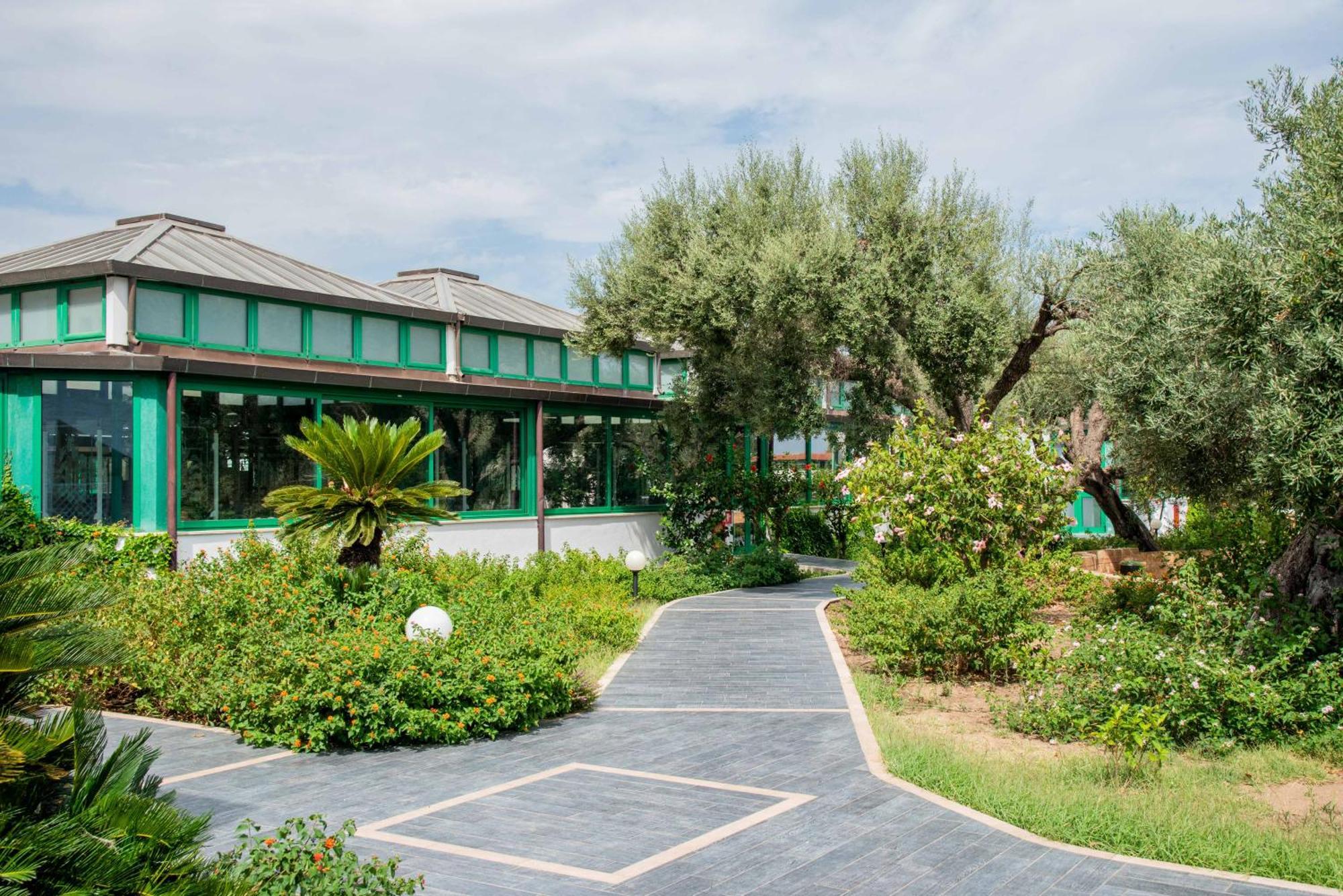 Hotel Th Capo Rizzuto Isola Di Capo Rizzuto Esterno foto